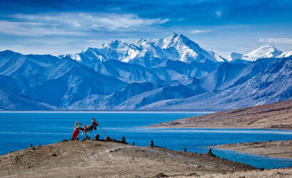 Kashmir and Leh tour Package